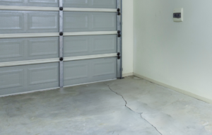 Garage with cracked concrete floor